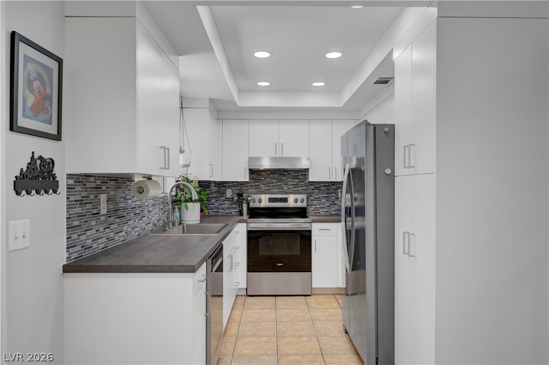 3368 Reka Street Las Vegas, NV 89121 - Photo 18 of 43