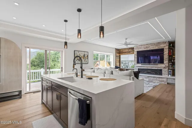 $1,550,000 | 100 McBrayer Street, Gypsum, CO 81637