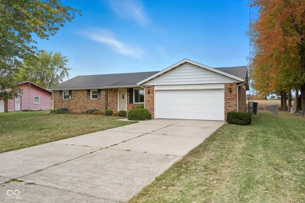 $225,000 | 7004 East Co Road 550 South, Muncie, IN 47302