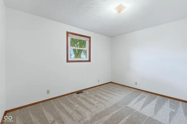 $225,000 | 7004 East Co Road 550 South, Muncie, IN 47302