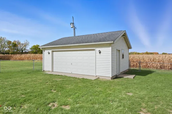 $225,000 | 7004 East Co Road 550 South, Muncie, IN 47302