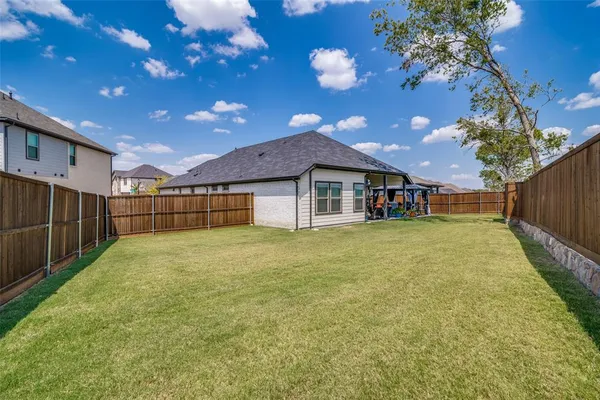 $2,500 | 5279 Amistad Avenue, Royse City, TX 75189
