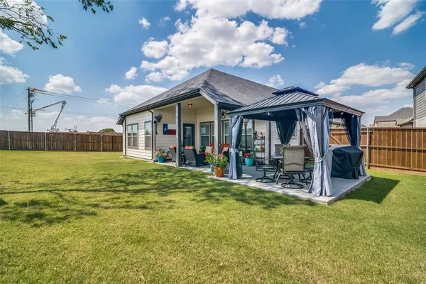 $2,500 | 5279 Amistad Avenue, Royse City, TX 75189