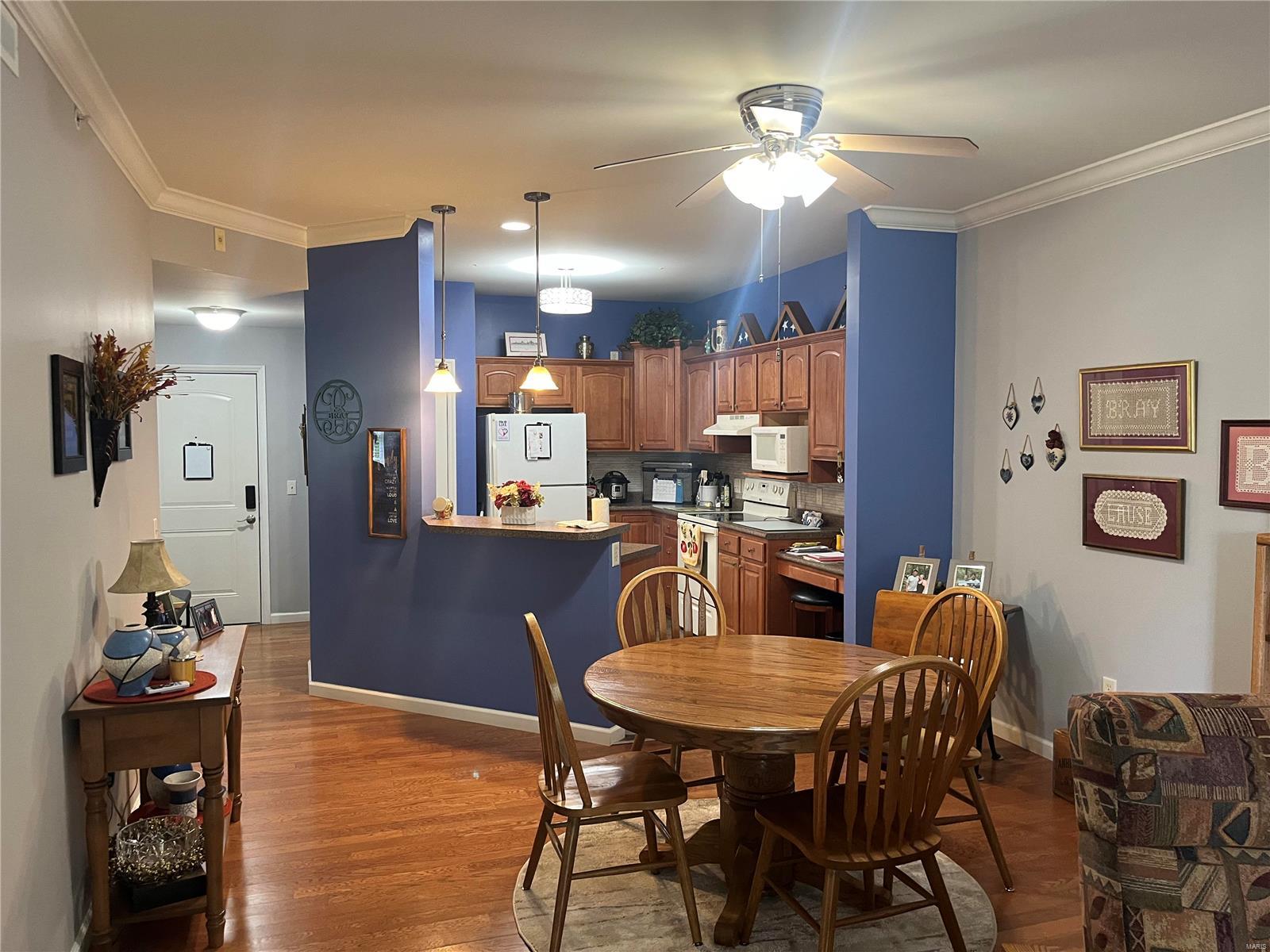 1505 South Old Highway 94 Unit 208