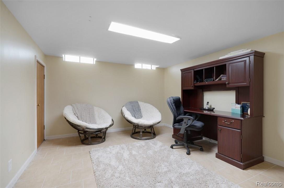 1231 Stellma Lane Rochester, MI 48309 - Photo 23 of 36 Office Space in Basement