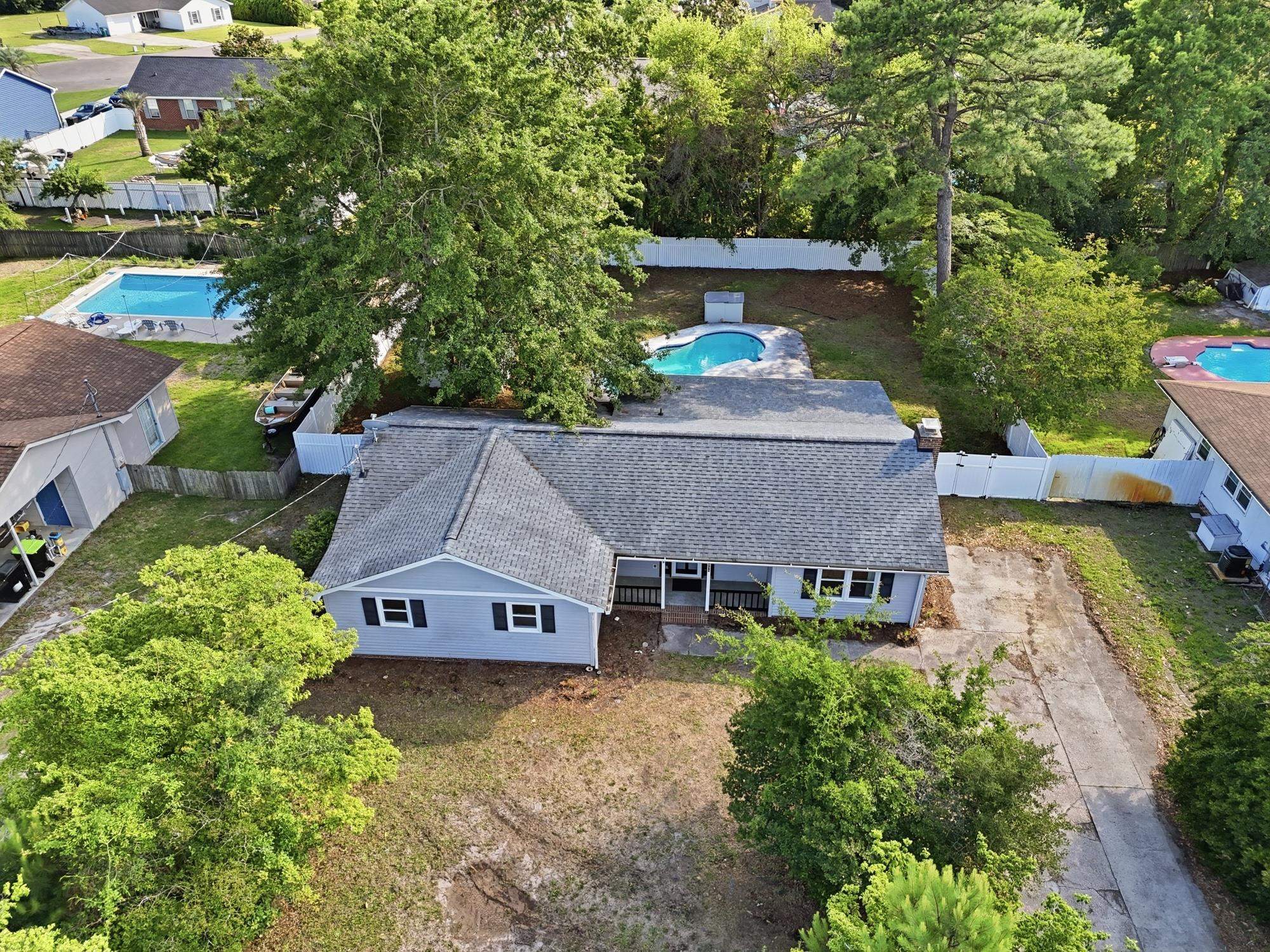 1479 Glenns Bay Road Surfside Beach, SC 29575 - Photo 3 of 33