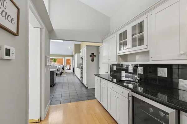 $1,185,000 | 9209 West L Avenue, Kalamazoo, MI 49009