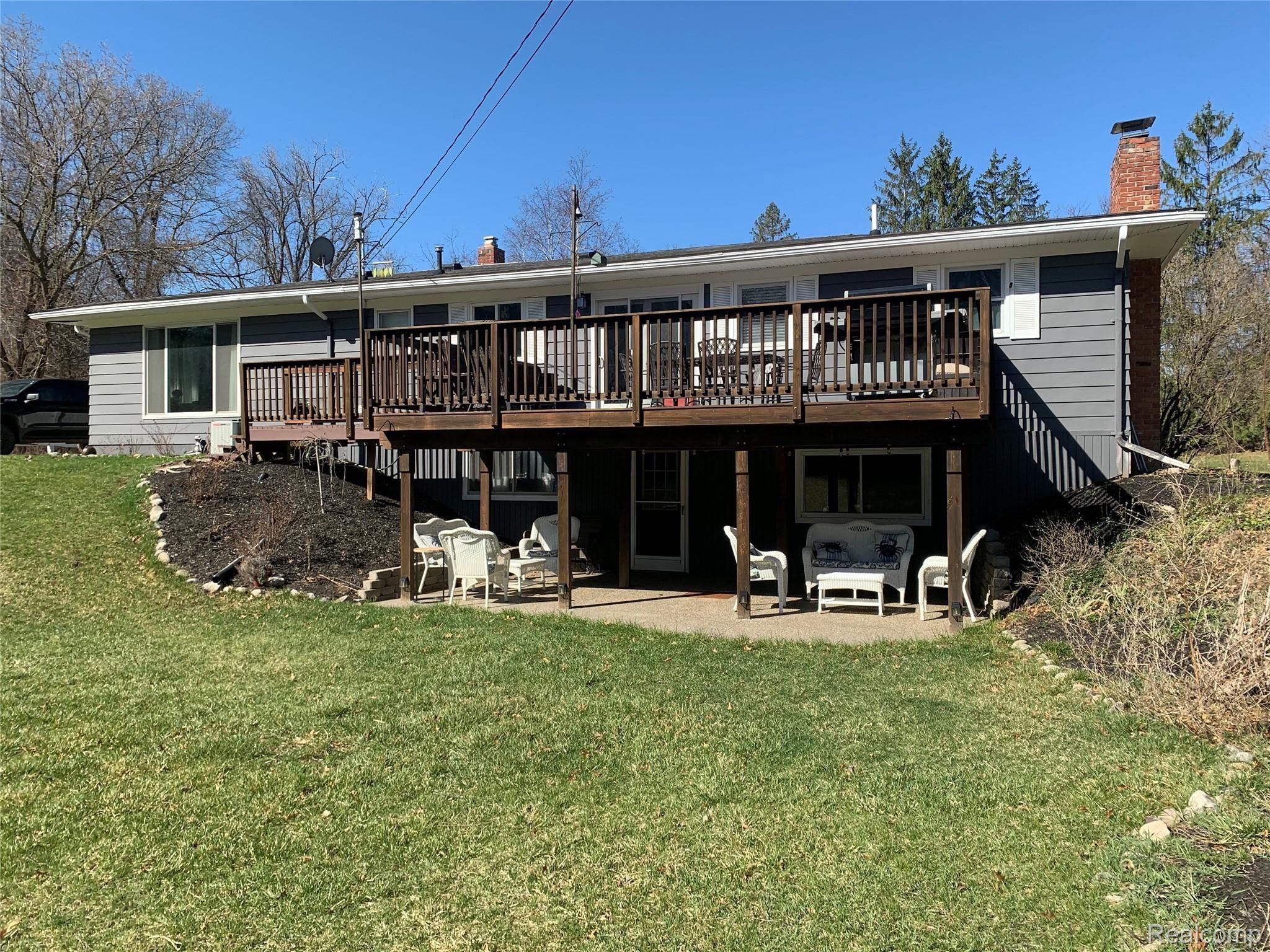 5200 Eagle Road White Lake, MI 48383 - Photo 2 of 13 IMG_1043.jpg