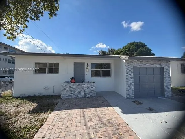 $588,900 | 40 Northwest 62nd Avenue, Miami, FL 33126