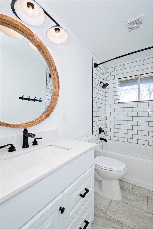 7629 Lang Road Portland, TX 78374 - Photo 20 of 36 a bathroom with a sink and a mirror