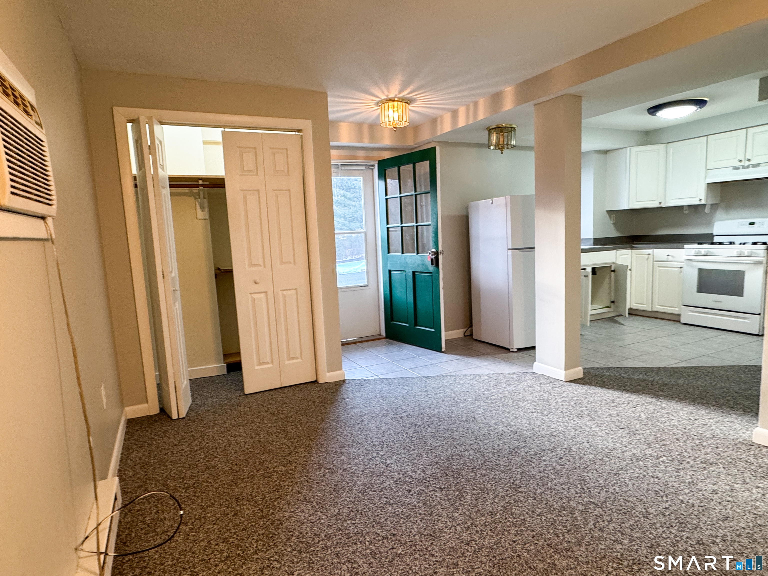 251 Main Street Middlefield, CT 06481 - Photo 6 of 18