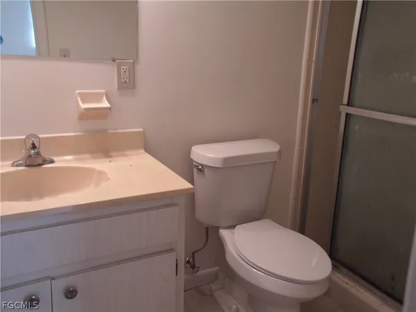 $1,700 | 242 South Lake Drive, Lehigh Acres, FL 33936