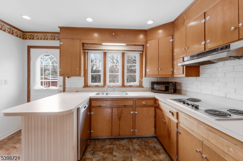 211 Reaville Road Flemington, NJ 08822 - Photo 17 of 45