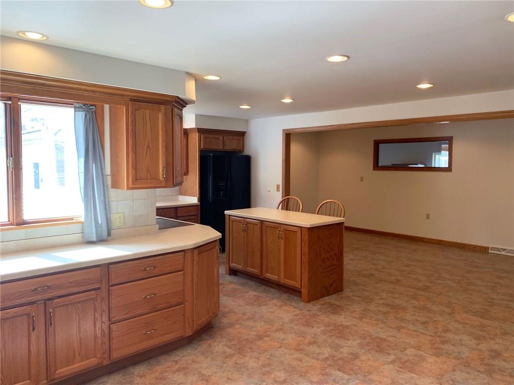 4325 Edinburg Road New Castle, PA 16102 - Photo 3 of 23 Expansive updated kitchen