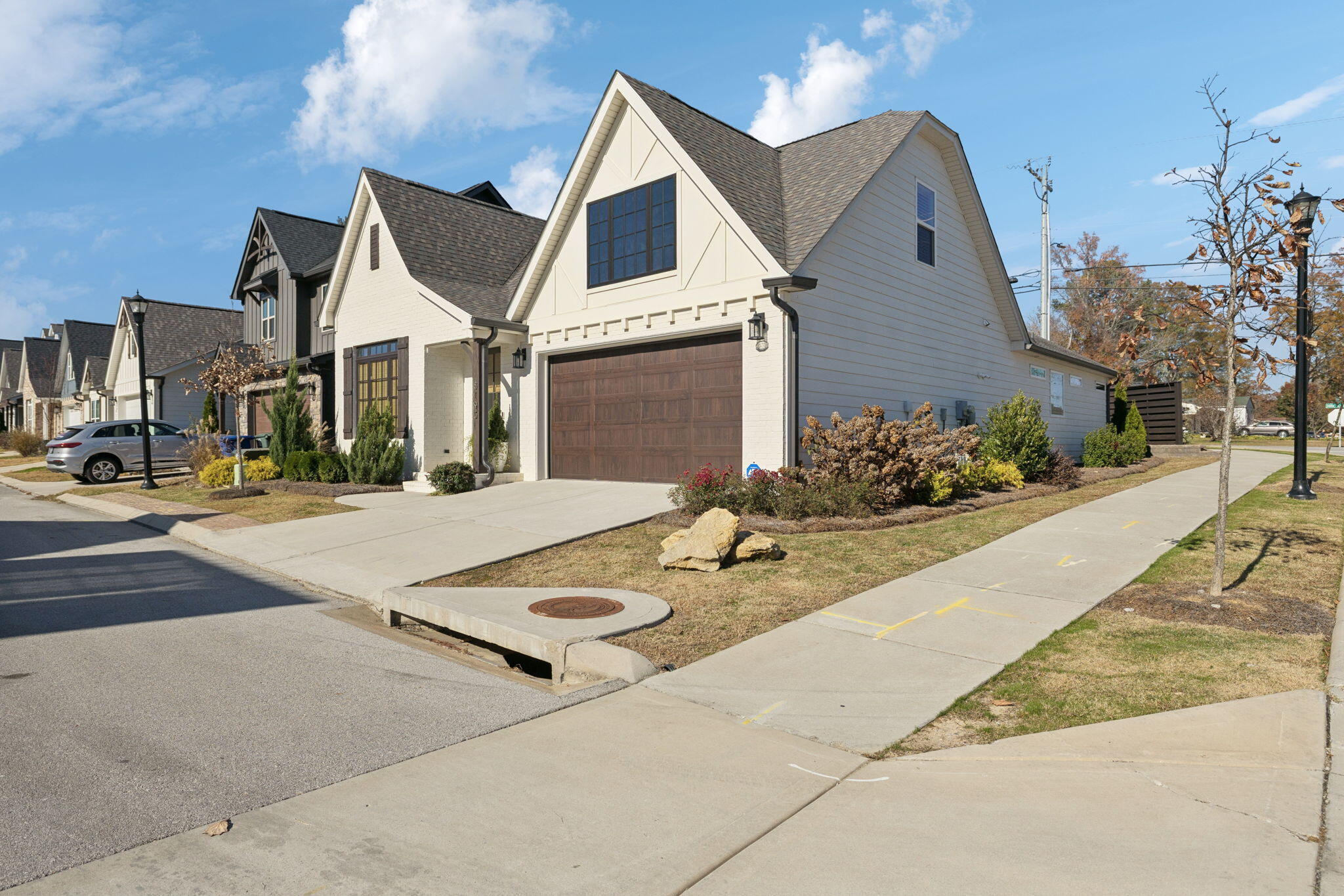 8195 Lemonade Street Chattanooga, TN 37421 - Photo 15 of 98 front