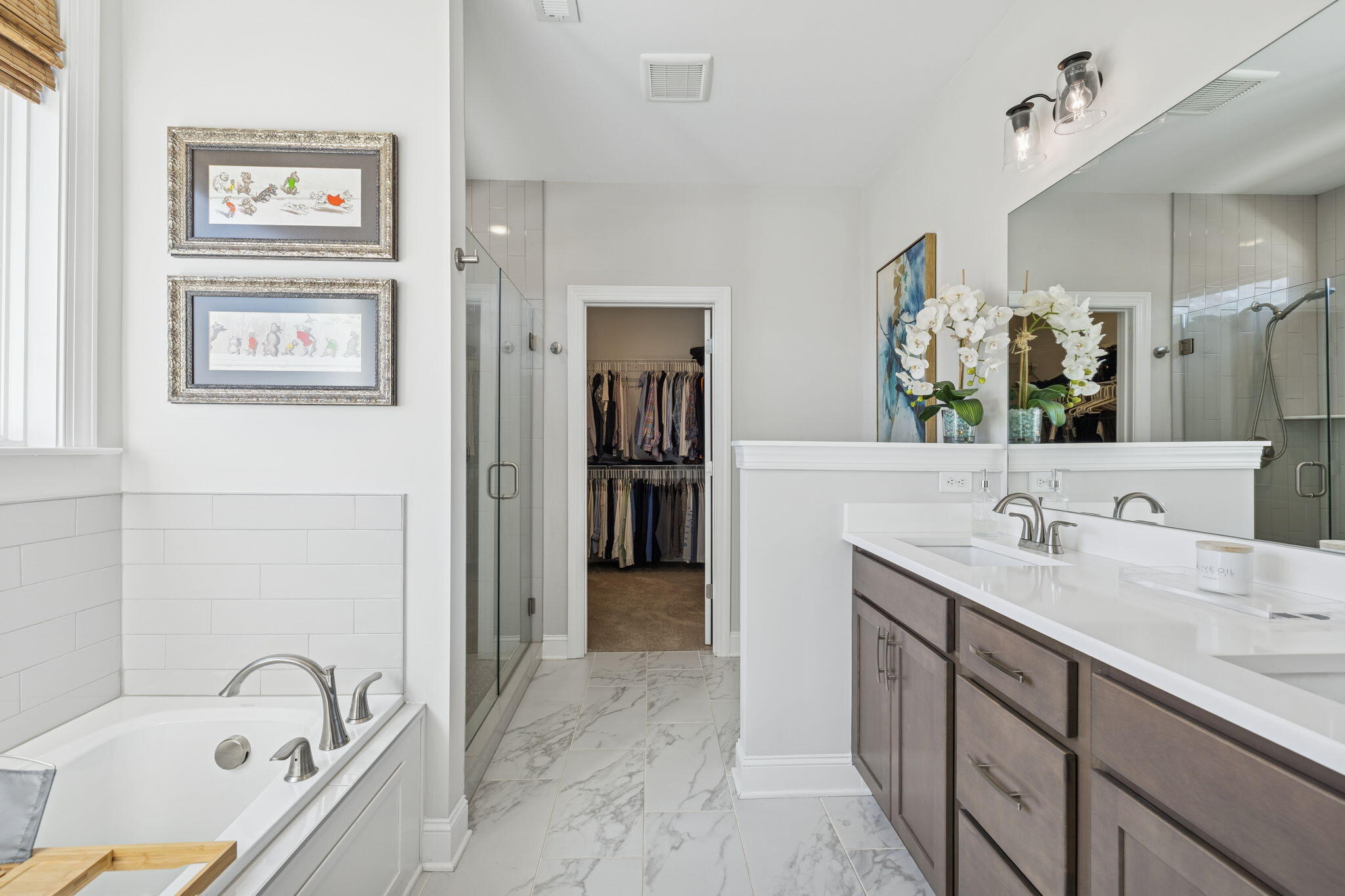 8195 Lemonade Street Chattanooga, TN 37421 - Photo 9 of 98 primary bath