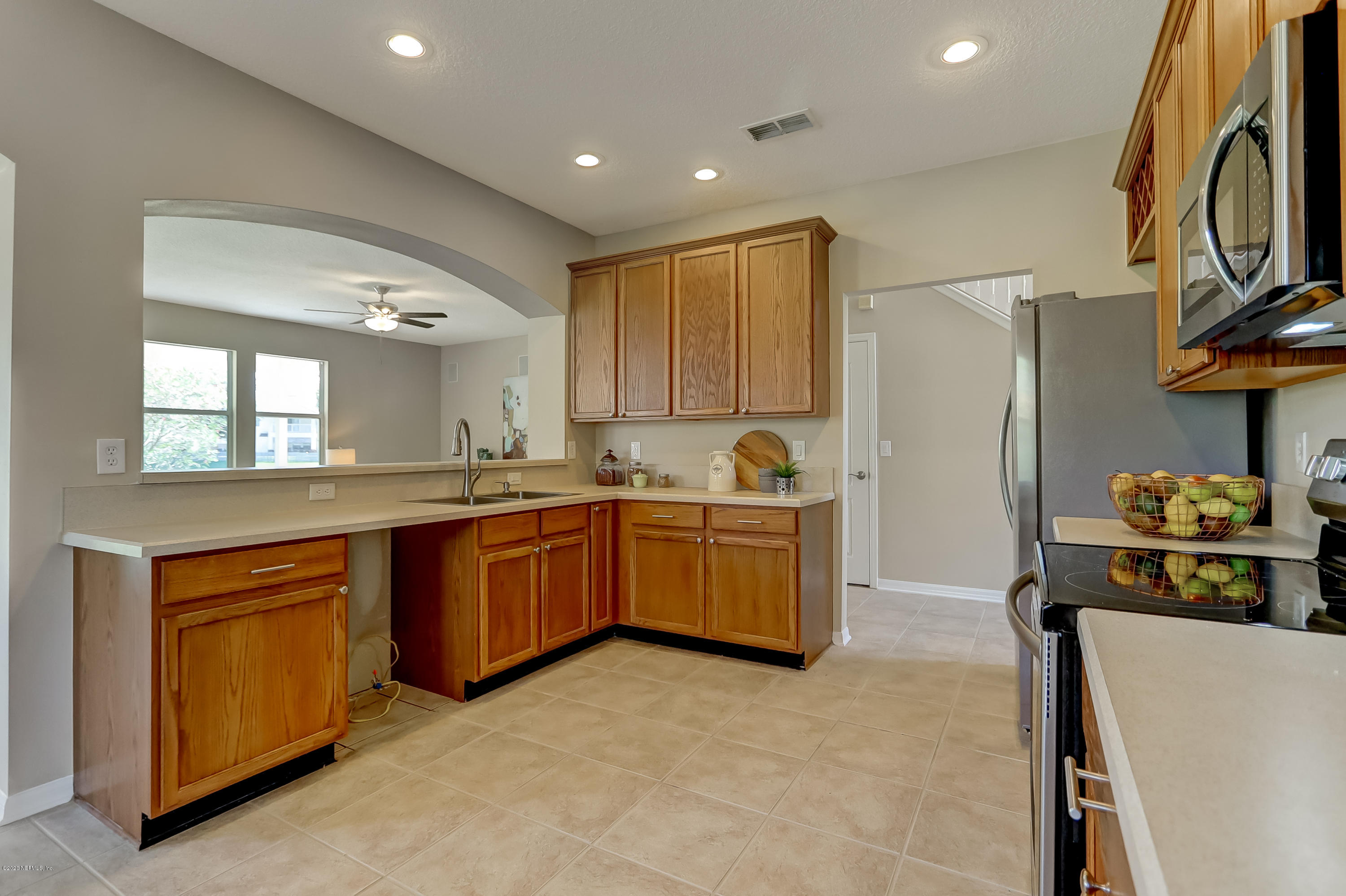 2935 Captiva Bluff Road North Jacksonville, FL 32226 - Photo 29 of 70 Rave Home Staging Jacksonville (14)