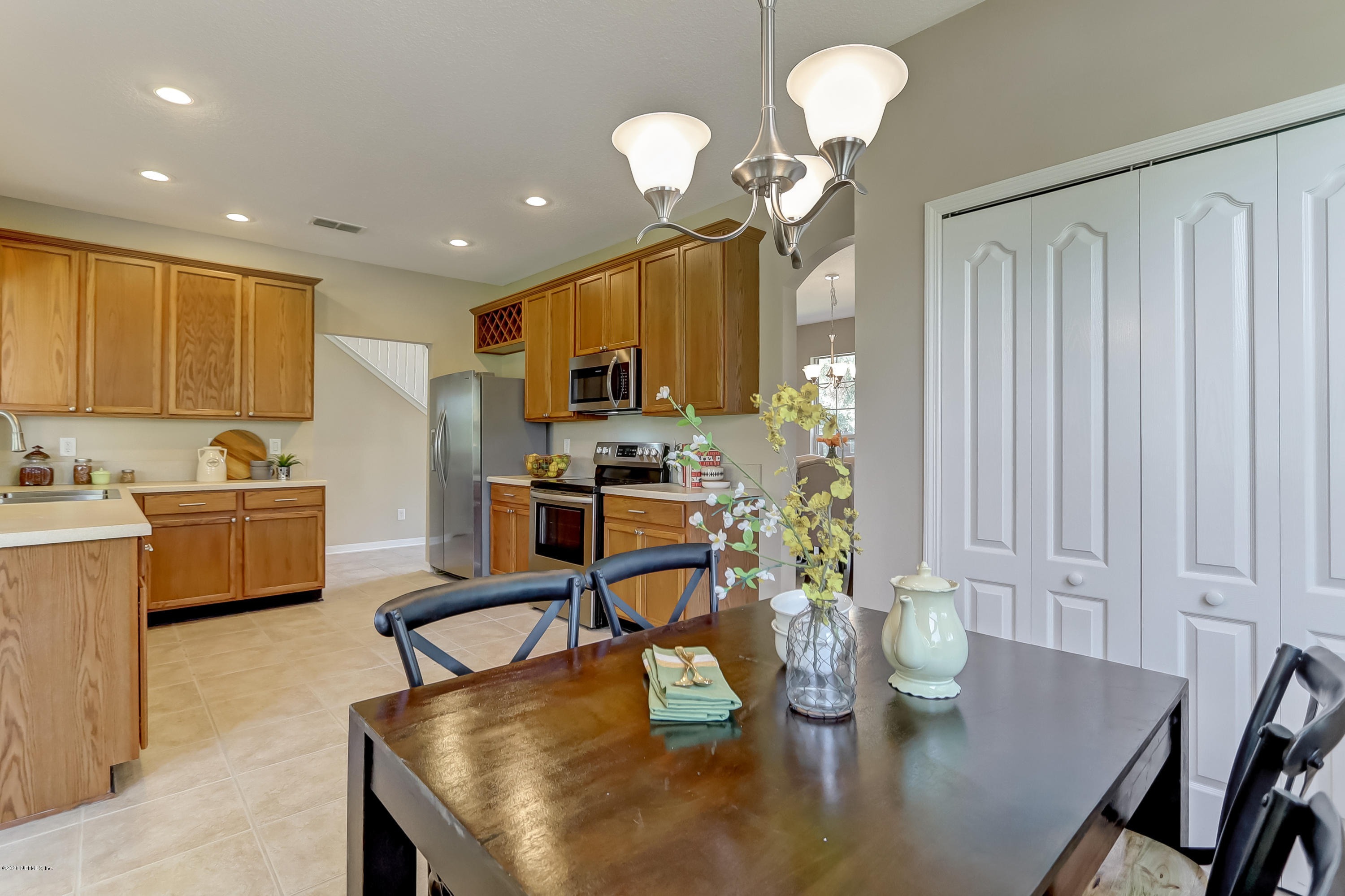 2935 Captiva Bluff Road North Jacksonville, FL 32226 - Photo 31 of 70 Rave Home Staging Jacksonville (12)