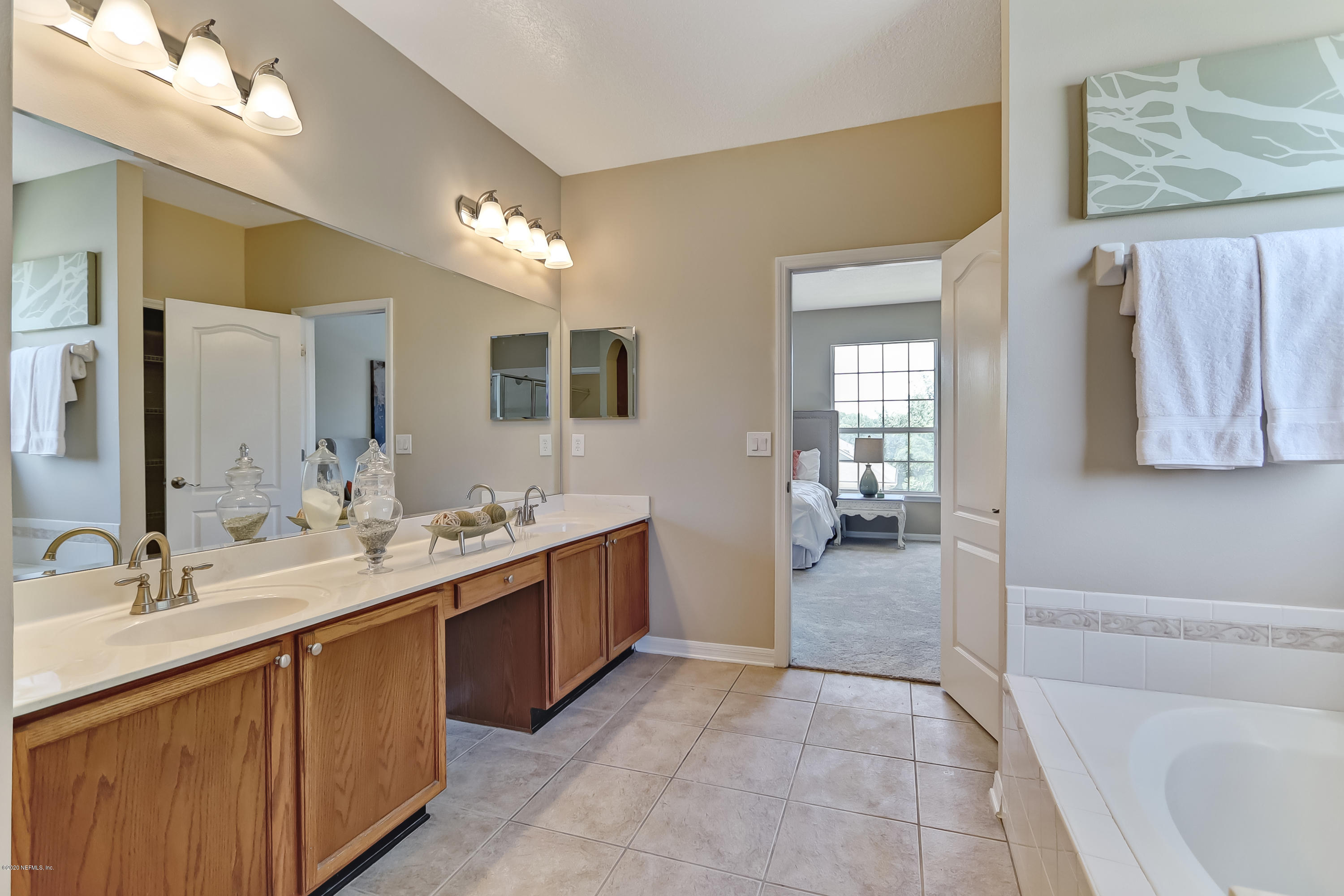 2935 Captiva Bluff Road North Jacksonville, FL 32226 - Photo 48 of 70 Rave Home Staging Jacksonville (52)
