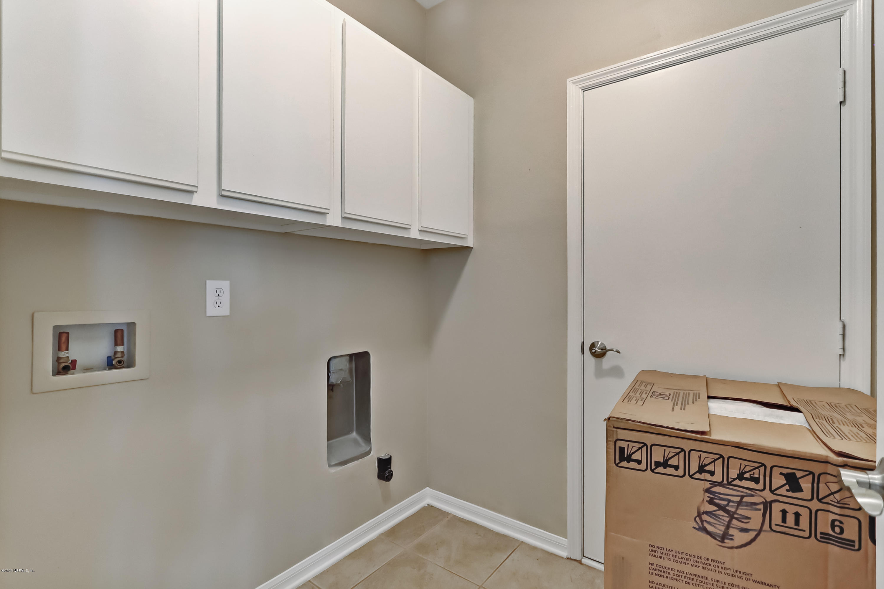2935 Captiva Bluff Road North Jacksonville, FL 32226 - Photo 63 of 70 Rave Home Staging Jacksonville (36)