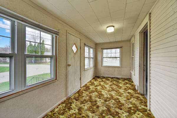 705 East Bird Street Jackson, MI 49203 - Photo 13 of 48 bird new porch