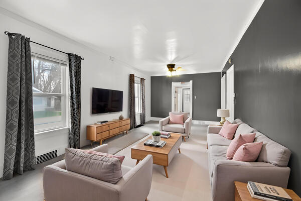 705 East Bird Street Jackson, MI 49203 - Photo 15 of 48 bird new living room main