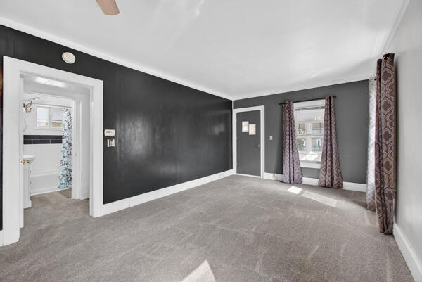 705 East Bird Street Jackson, MI 49203 - Photo 19 of 48 bird new living room 4