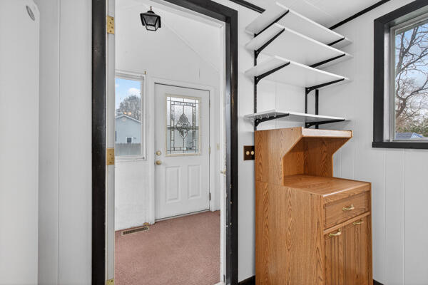 705 East Bird Street Jackson, MI 49203 - Photo 29 of 48 bird new porch rear