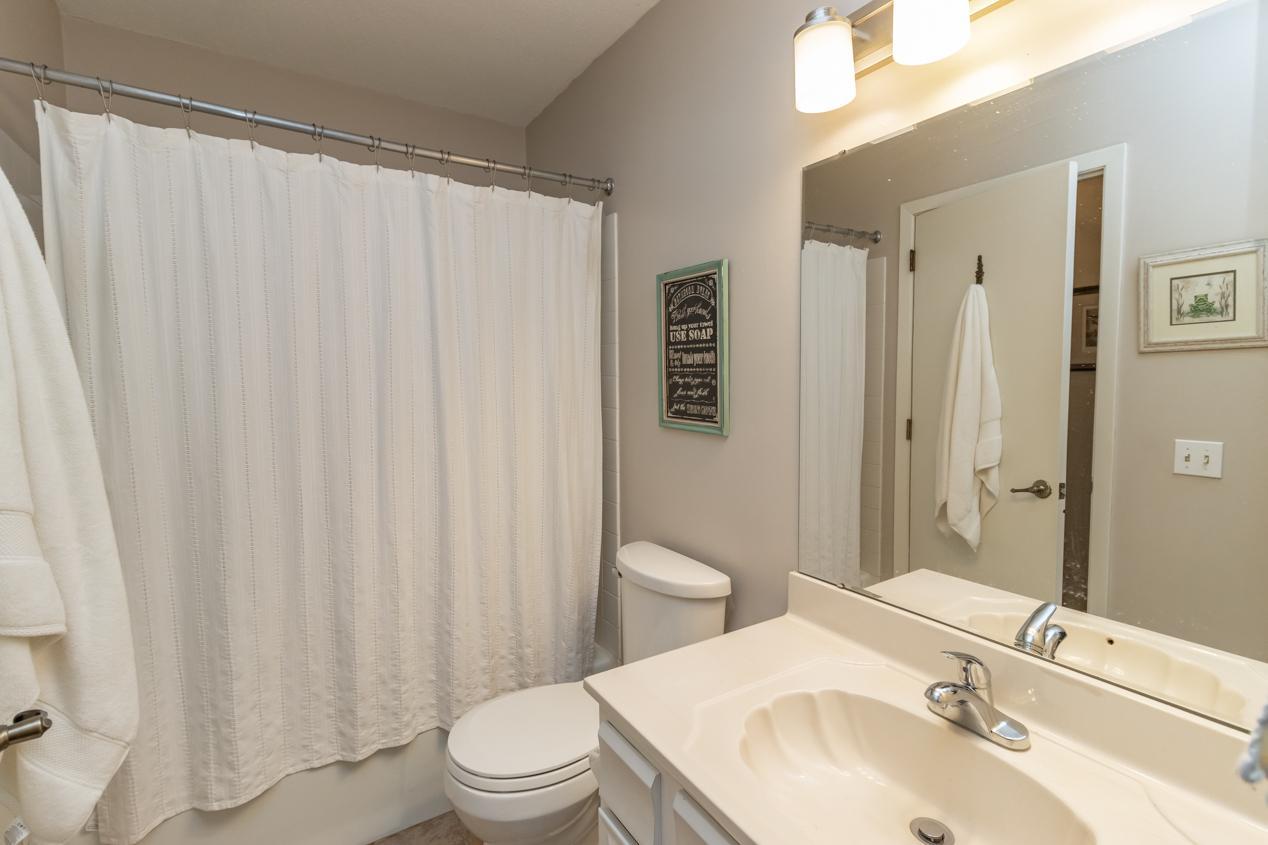 10721 Cavell Road Bloomington, MN 55438 - Photo 20 of 37 Gallery Image 20