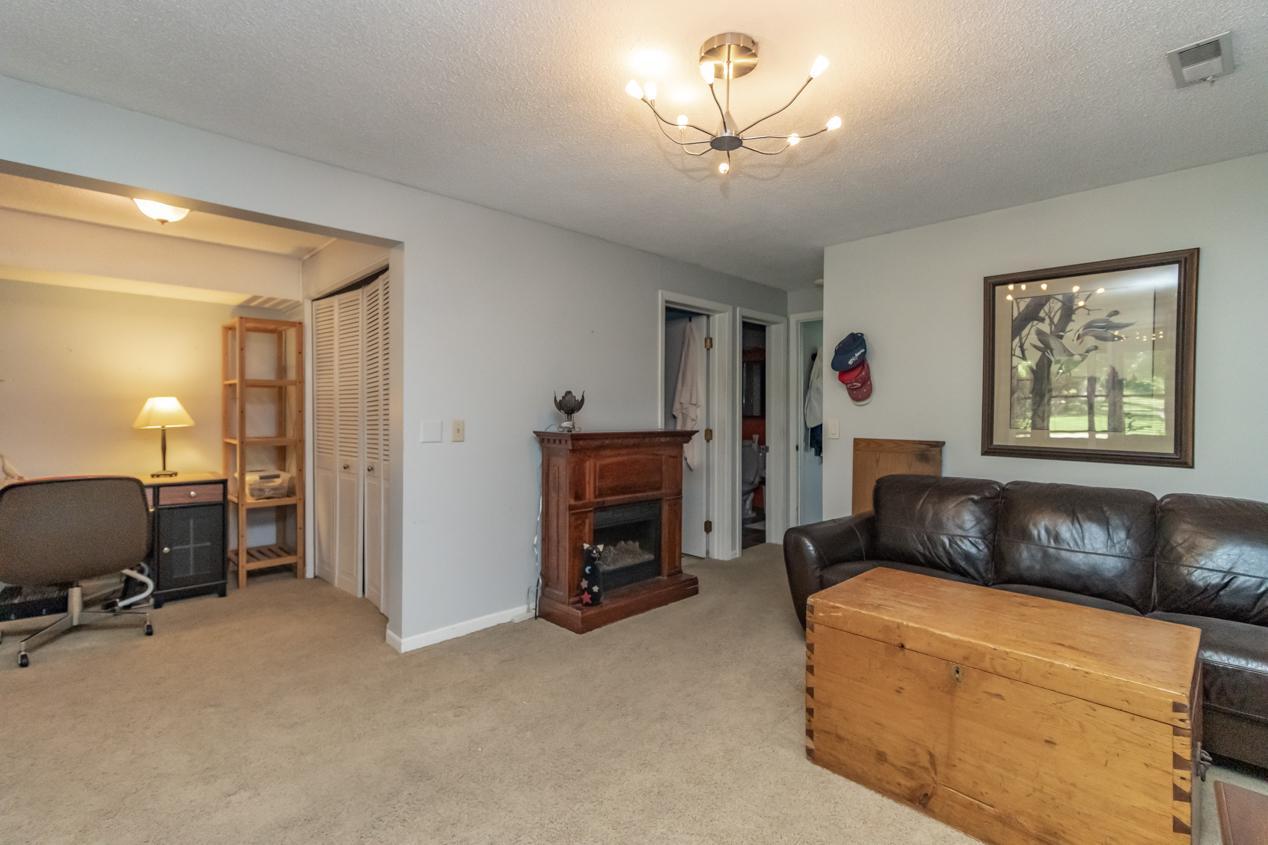 10721 Cavell Road Bloomington, MN 55438 - Photo 24 of 37 Gallery Image 24