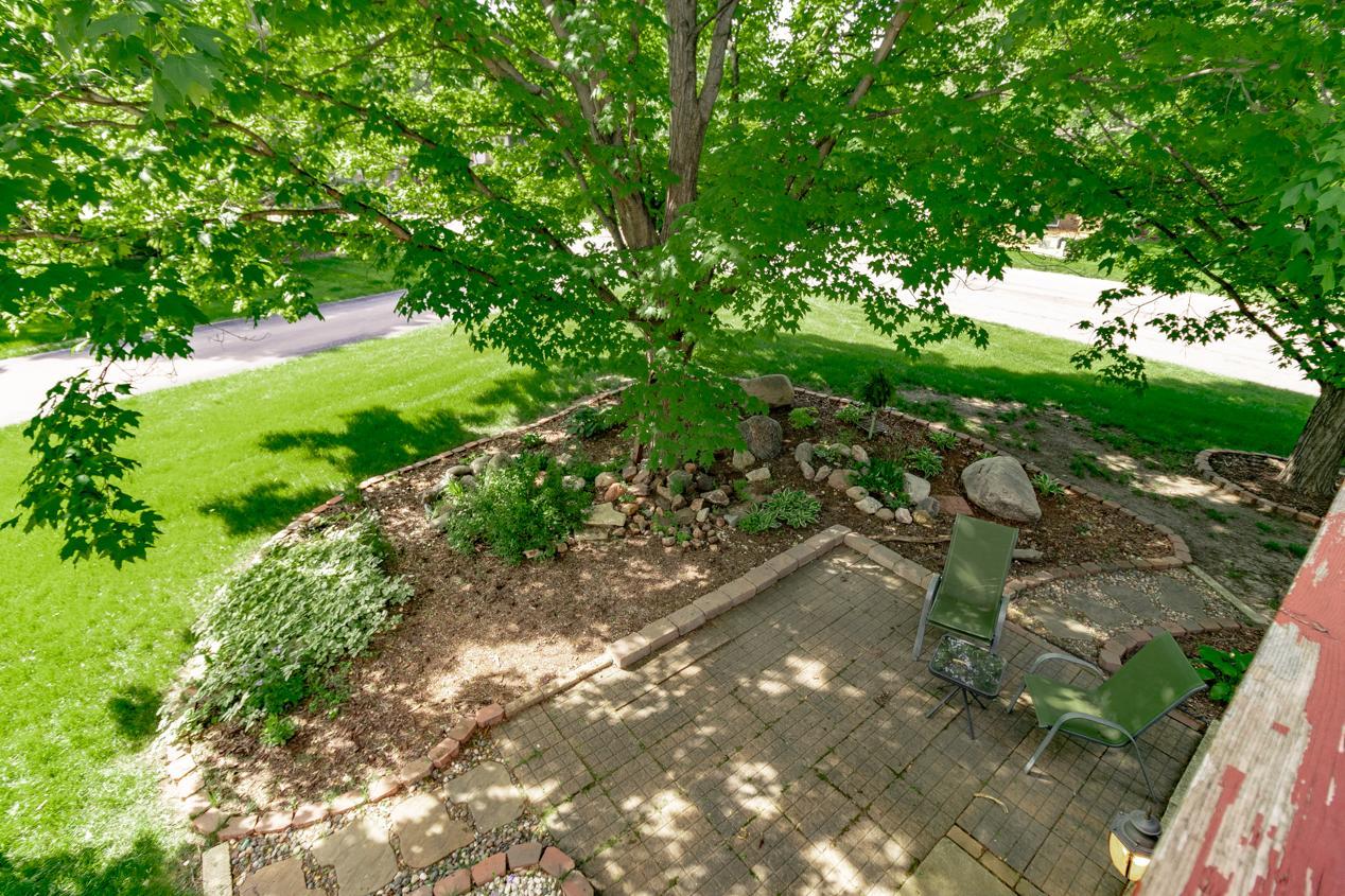 10721 Cavell Road Bloomington, MN 55438 - Photo 36 of 37 Gallery Image 36