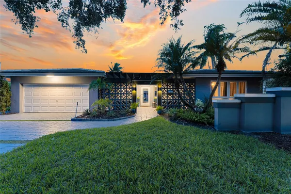 $1,100,000 | 1930 Northeast 28th Court, Lighthouse Point, FL 33064