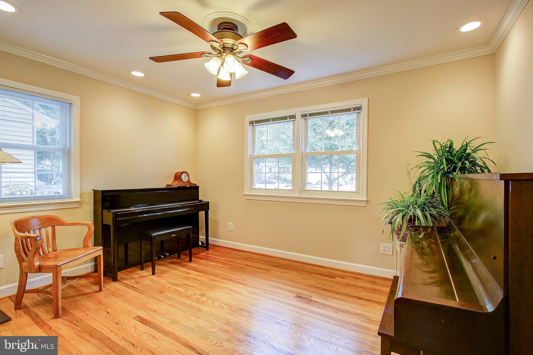 1015 Gilbert Road Rockville, MD 20851 - Photo 16 of 34 Main Level Bedroom / "Play" Room