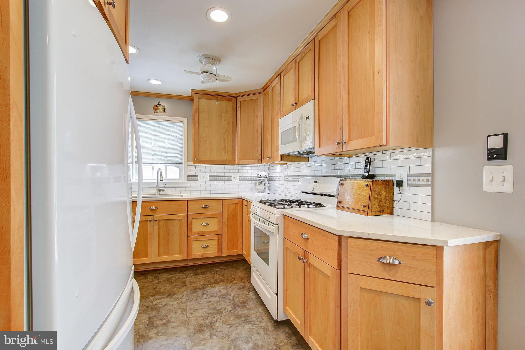 1015 Gilbert Road Rockville, MD 20851 - Photo 9 of 34 Amazing Space... Calling All Chefs