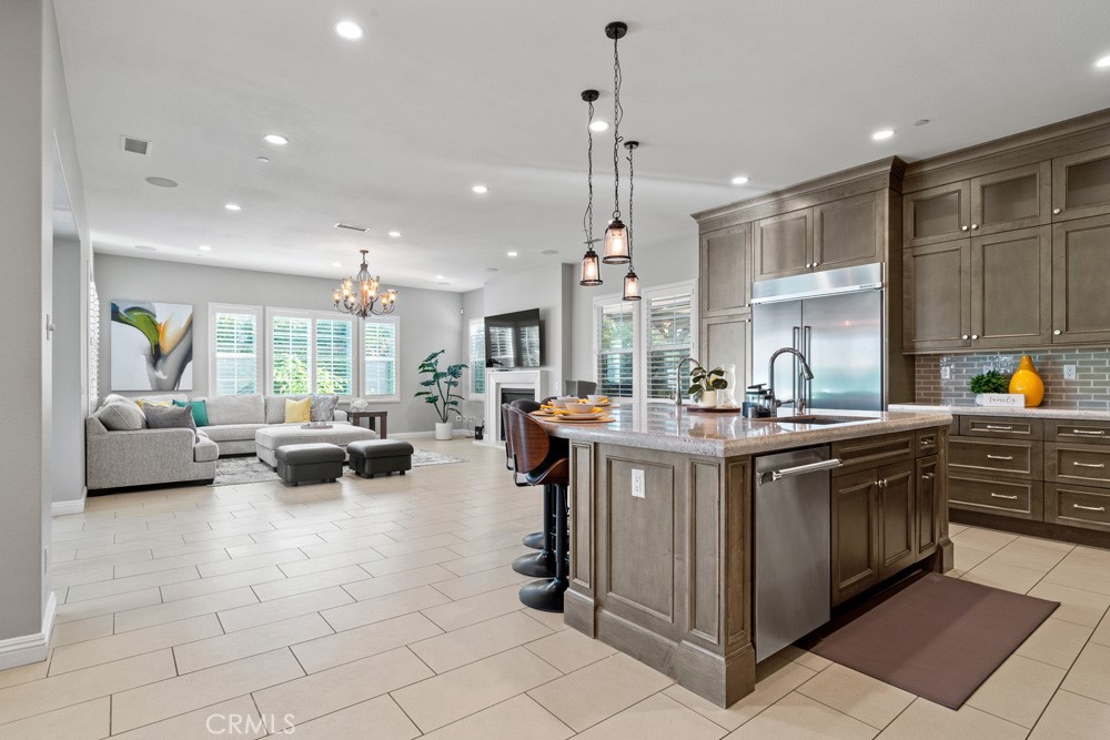 117 Cruiser Irvine, CA 92618 - Photo 2 of 66