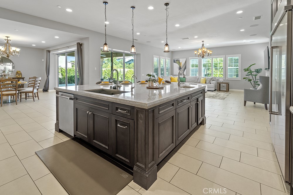 117 Cruiser Irvine, CA 92618 - Photo 3 of 66