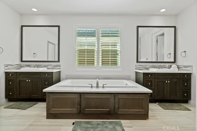 $3,500,000 | 117 Cruiser, Irvine, CA 92618