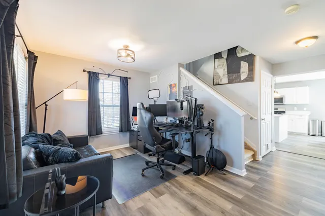 $385,000 | 8262 South Warwick Court, Ypsilanti, MI 48198