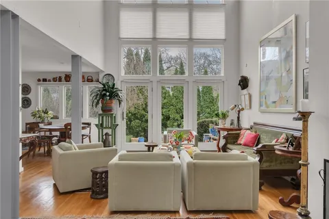 $1,225,000 | 137 University Avenue, Providence, RI 02906
