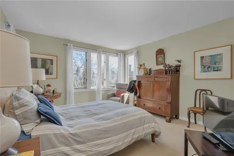 $1,225,000 | 137 University Avenue, Providence, RI 02906