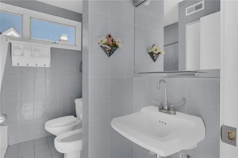 $1,225,000 | 137 University Avenue, Providence, RI 02906