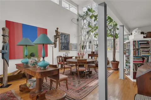 $1,225,000 | 137 University Avenue, Providence, RI 02906