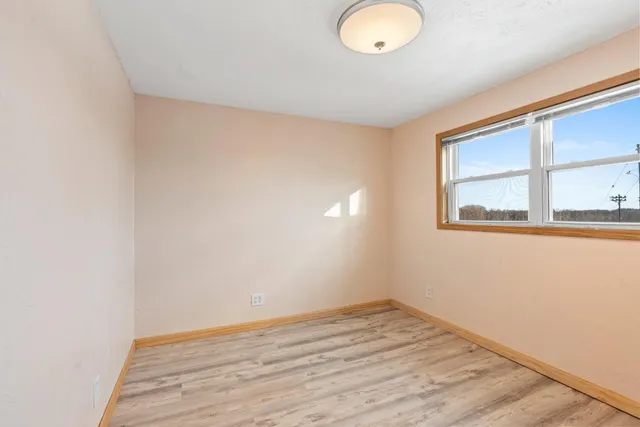 $199,900 | 304 Milwaukee Avenue, Cascade, WI 53011