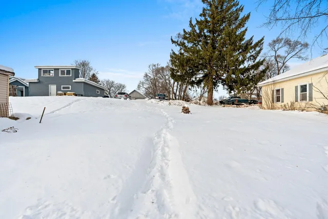 $199,900 | 304 Milwaukee Avenue, Cascade, WI 53011