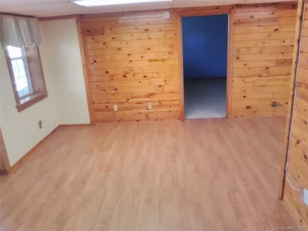 642 Turtle Creek Road Sylva, NC 28779 - Photo 19 of 29 Gallery Image 19
