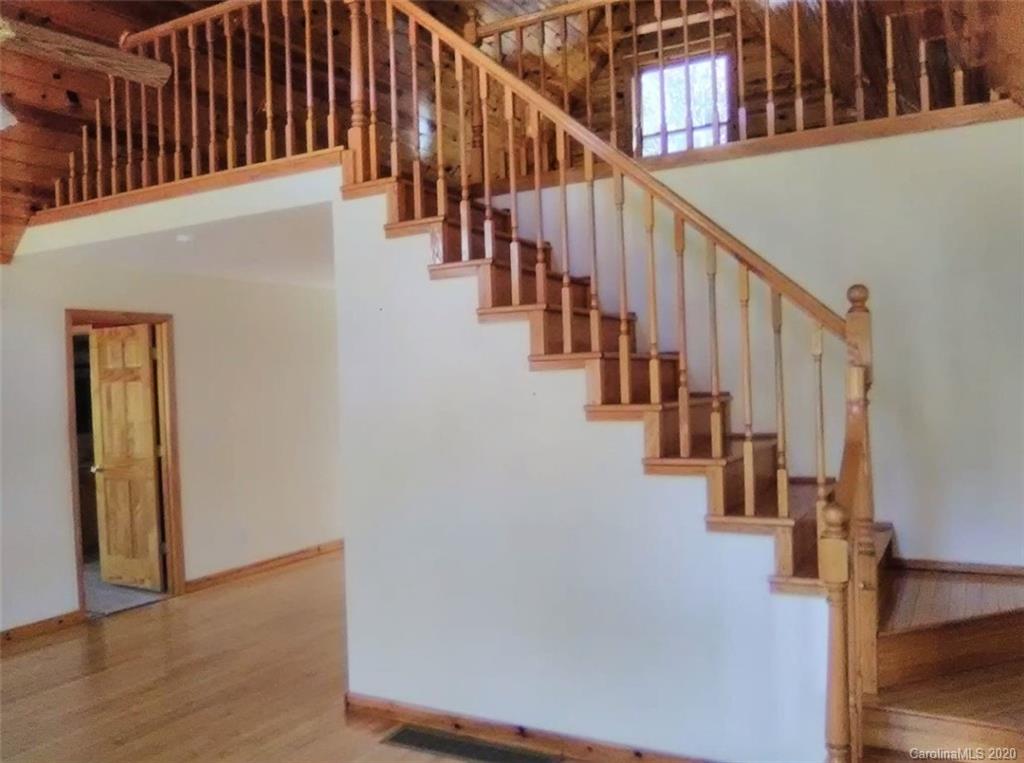 642 Turtle Creek Road Sylva, NC 28779 - Photo 5 of 29 Gallery Image 5