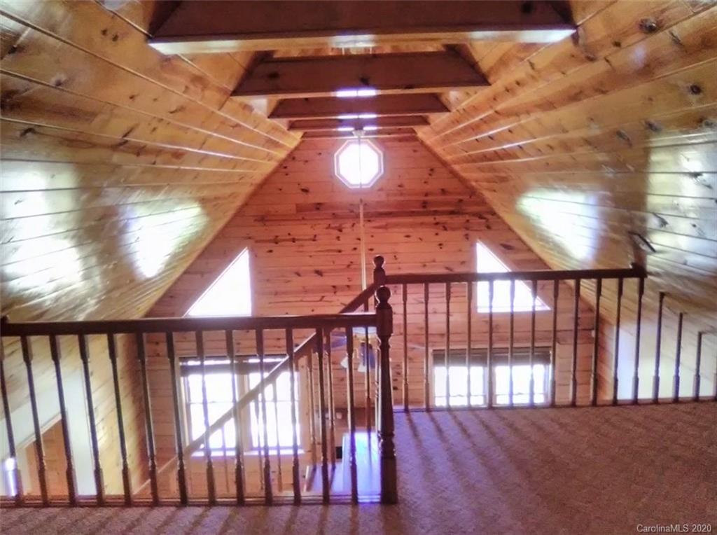 642 Turtle Creek Road Sylva, NC 28779 - Photo 6 of 29 Gallery Image 6