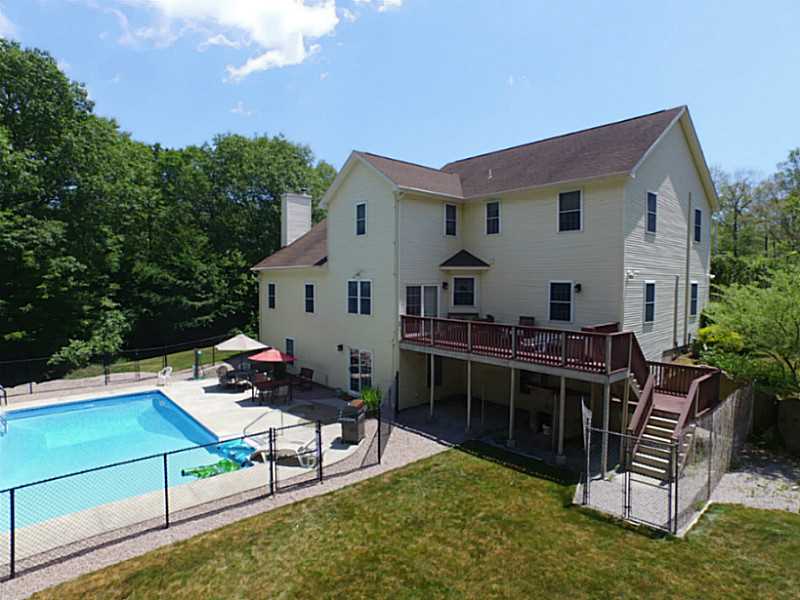 345 John Franklin Road Coventry, RI 02831 - Photo 4 of 25 Exterior Back.