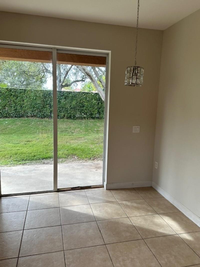 1008 Northeast 39th Avenue Homestead, FL 33033 - Photo 6 of 12 Photo 6