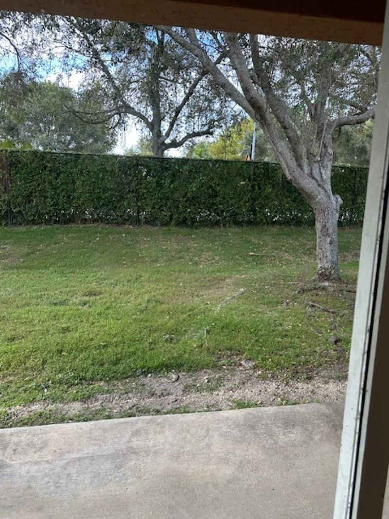 1008 Northeast 39th Avenue Homestead, FL 33033 - Photo 7 of 12 Photo 7
